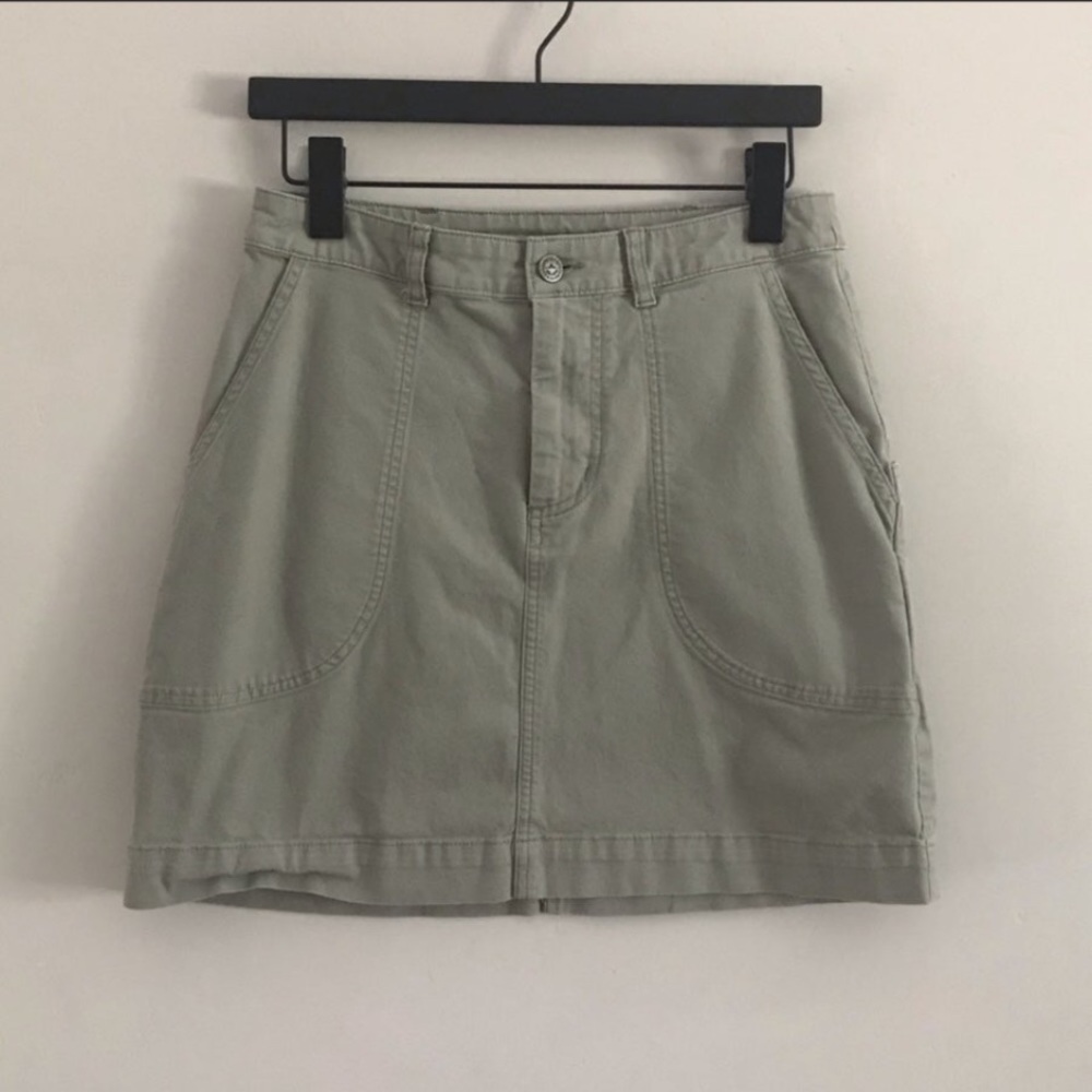 Patagonia | Khaki Stand Up Skirt | Sz 6